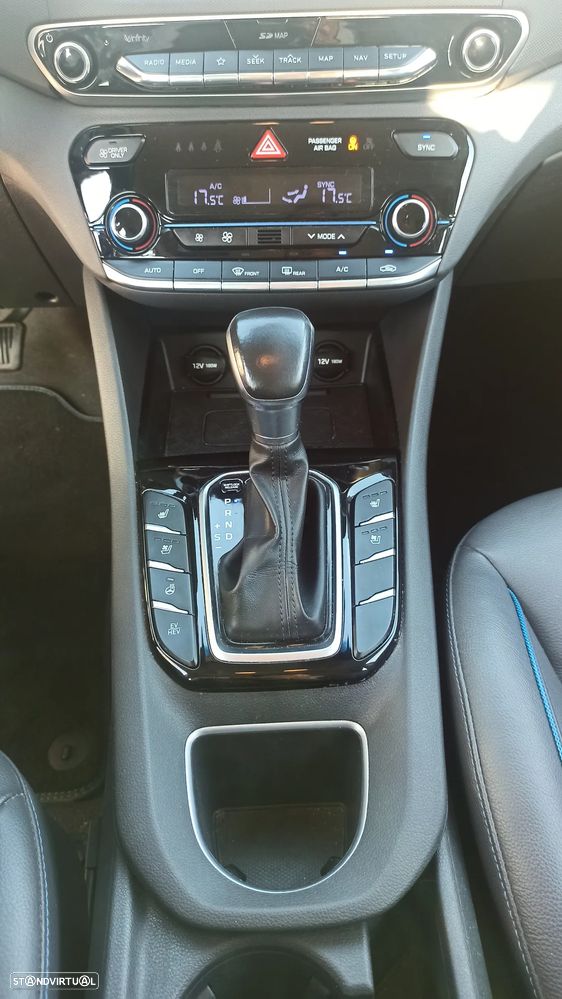 Hyundai Ioniq 1.6 GDI PHEV Pack Plus - 3