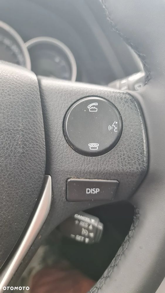 Toyota Auris 1.6 Premium - 29