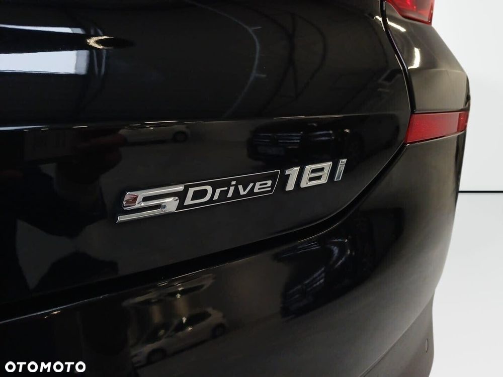 BMW X2 sDrive18i - 11