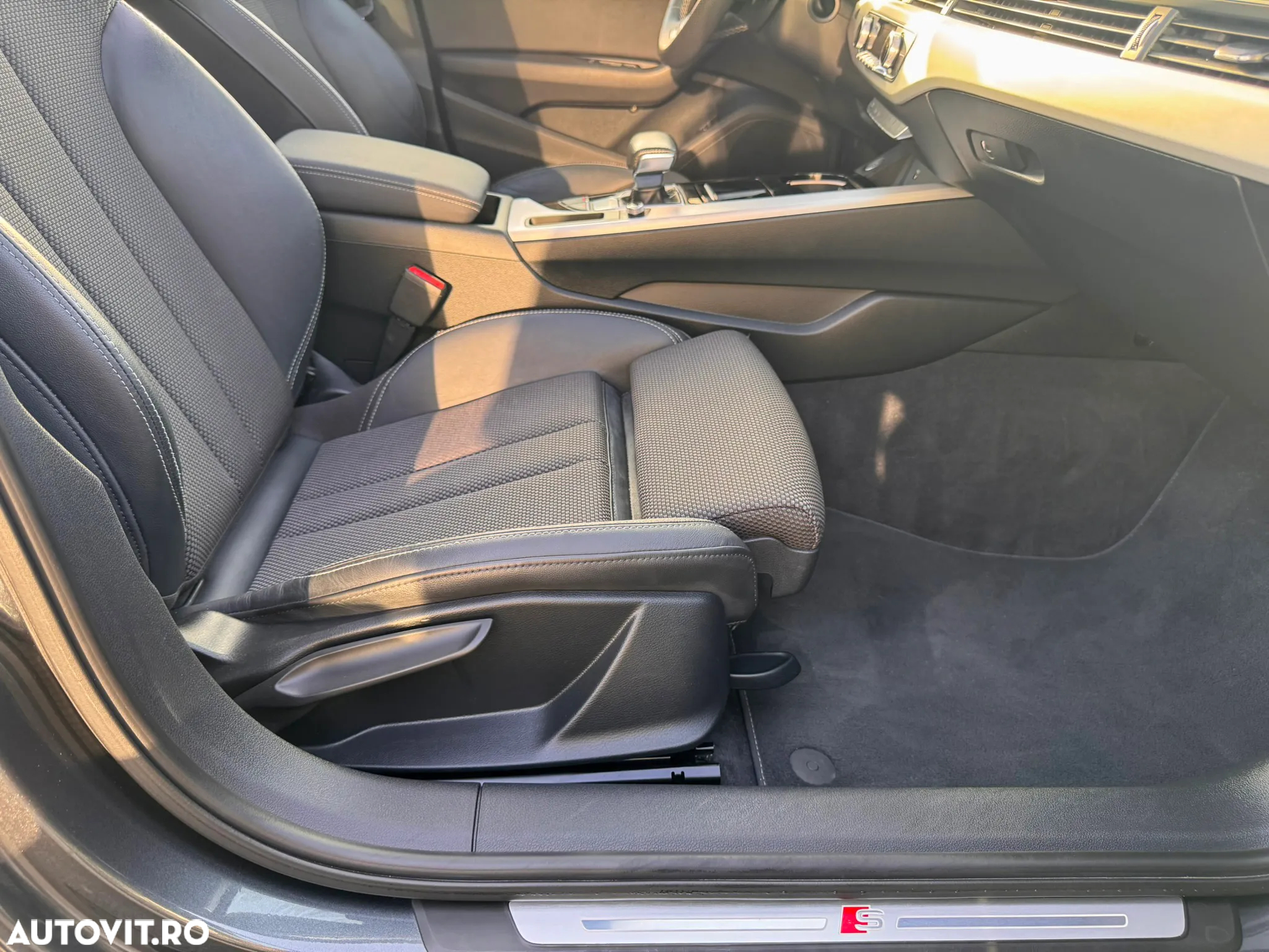 Audi A4 Avant 2.0 40 TFSI S tronic MHEV S Line - 9