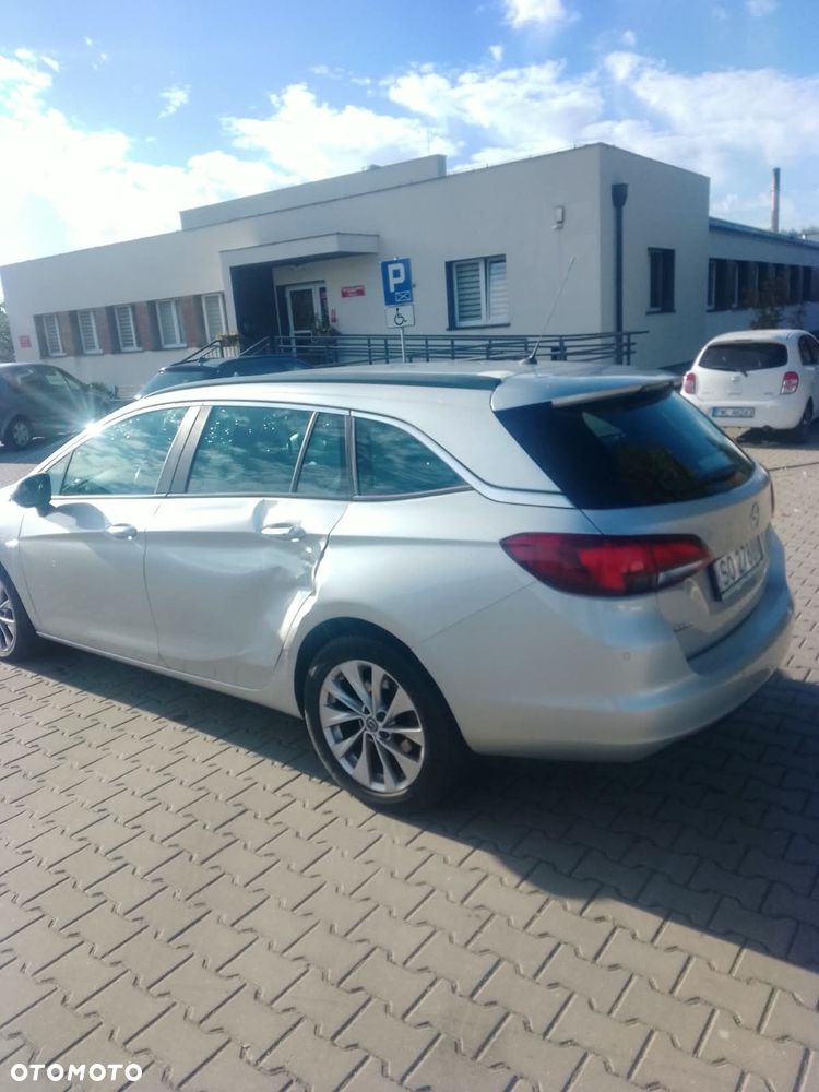 Opel Astra - 1
