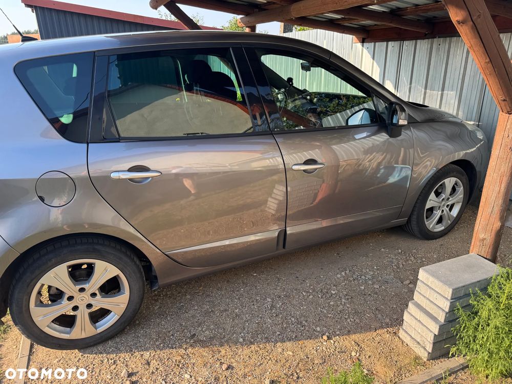 Renault Scenic TCe 130 Luxe - 6