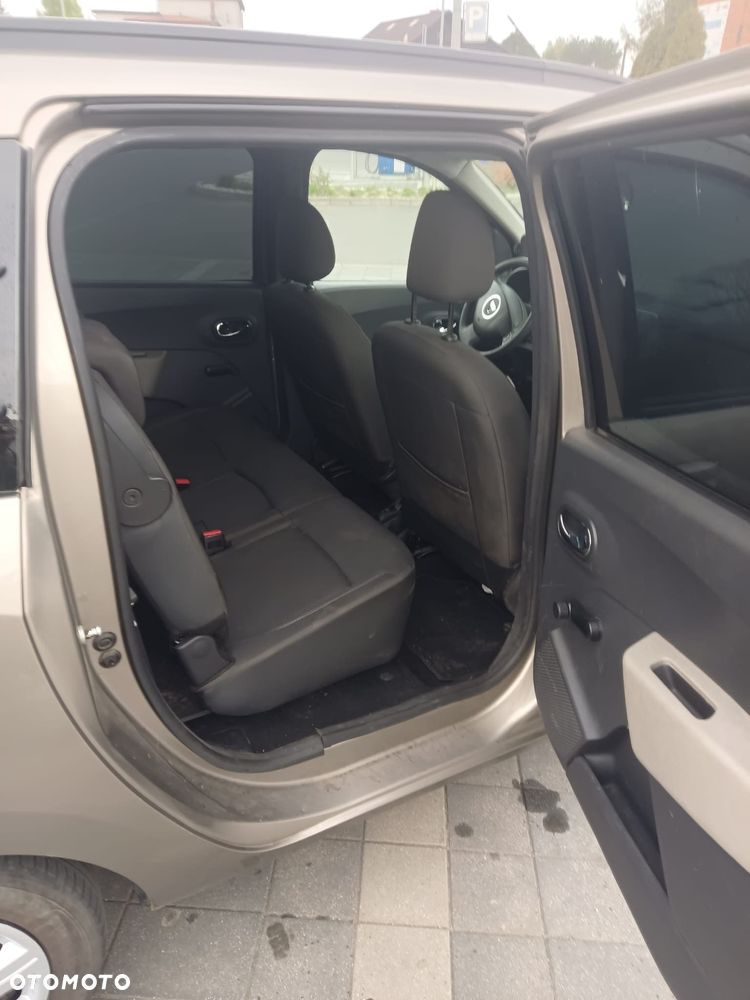 Dacia Lodgy 1.6 Ambiance - 8