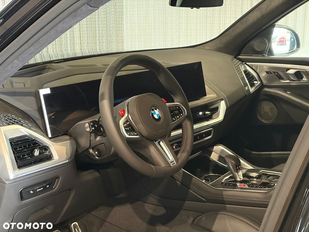 BMW XM - 21