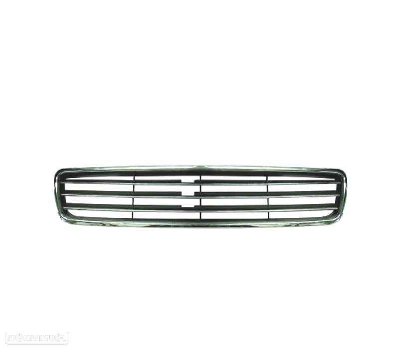 GRELHA FRONTAL AUDI A4 94-99 PRETO + FRISO CROMADO - 1