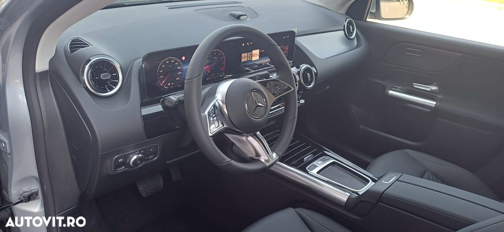 Mercedes-Benz GLA 180 MHEV - 10