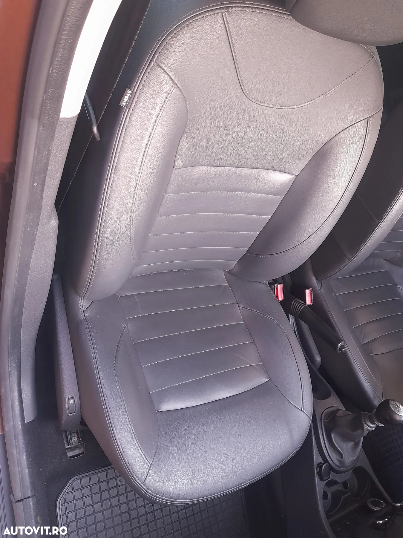 Dacia Duster 1.5 dCi 4x4 Ambiance - 32
