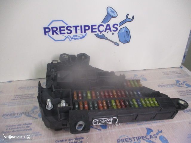 Caixa Fusiveis 913883001  518956057 BMW E61 2005 520D 177CV 5P PRETO - 1