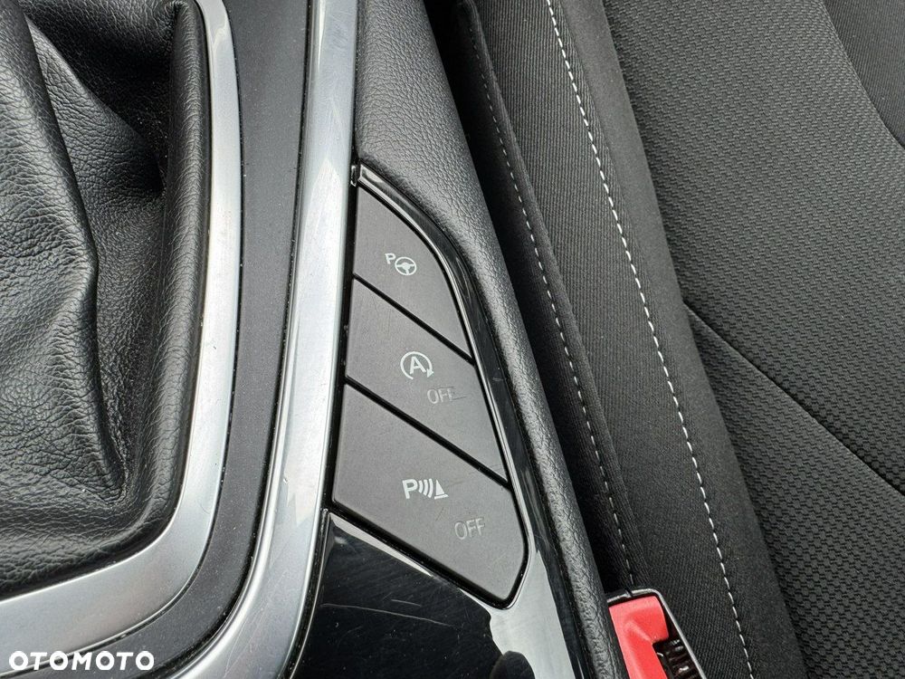 Ford S-Max 2.0 TDCi Titanium PowerShift - 24