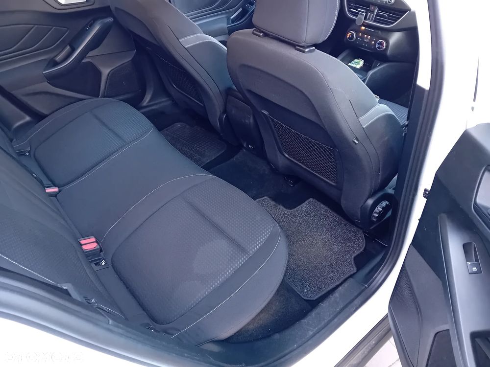 Ford Focus 1.5 EcoBlue Start-Stopp-System ACTIVE - 20