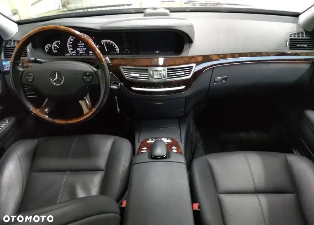 Mercedes-Benz Klasa S 500 7G-TRONIC - 22