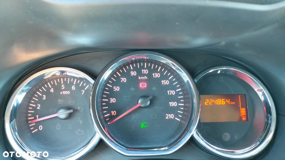 Dacia Duster 1.6 Laureate - 5
