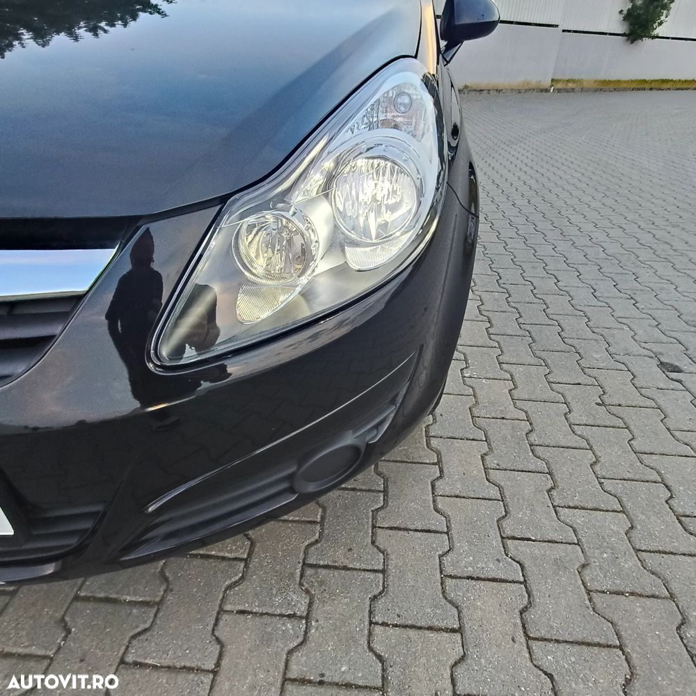 Opel Corsa 1.0i Enjoy - 10