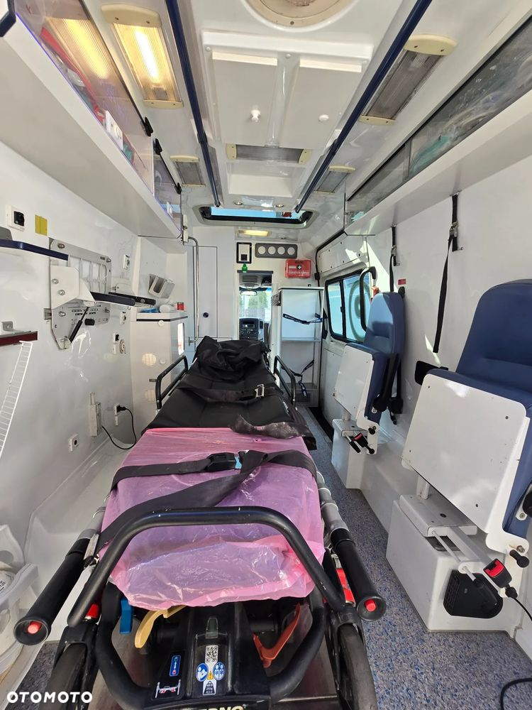 Volkswagen Crafter - 17