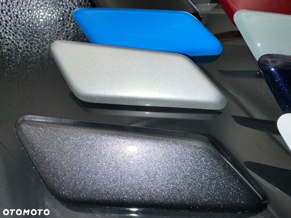ZAŚLEPKA SPRYSKIWACZA LAMP RAV4 XA50 2018 - WSZYSTKIE KOLORY OEM TOYOTA - 3