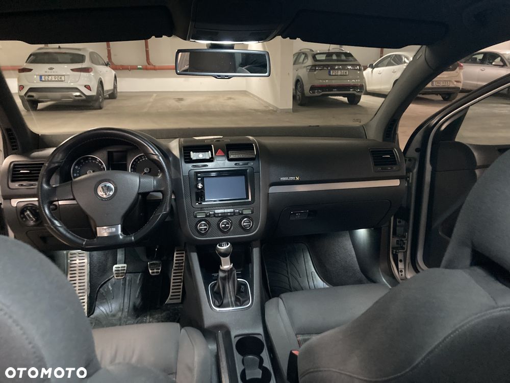 Volkswagen Golf 2.0 TSI GTI - 9