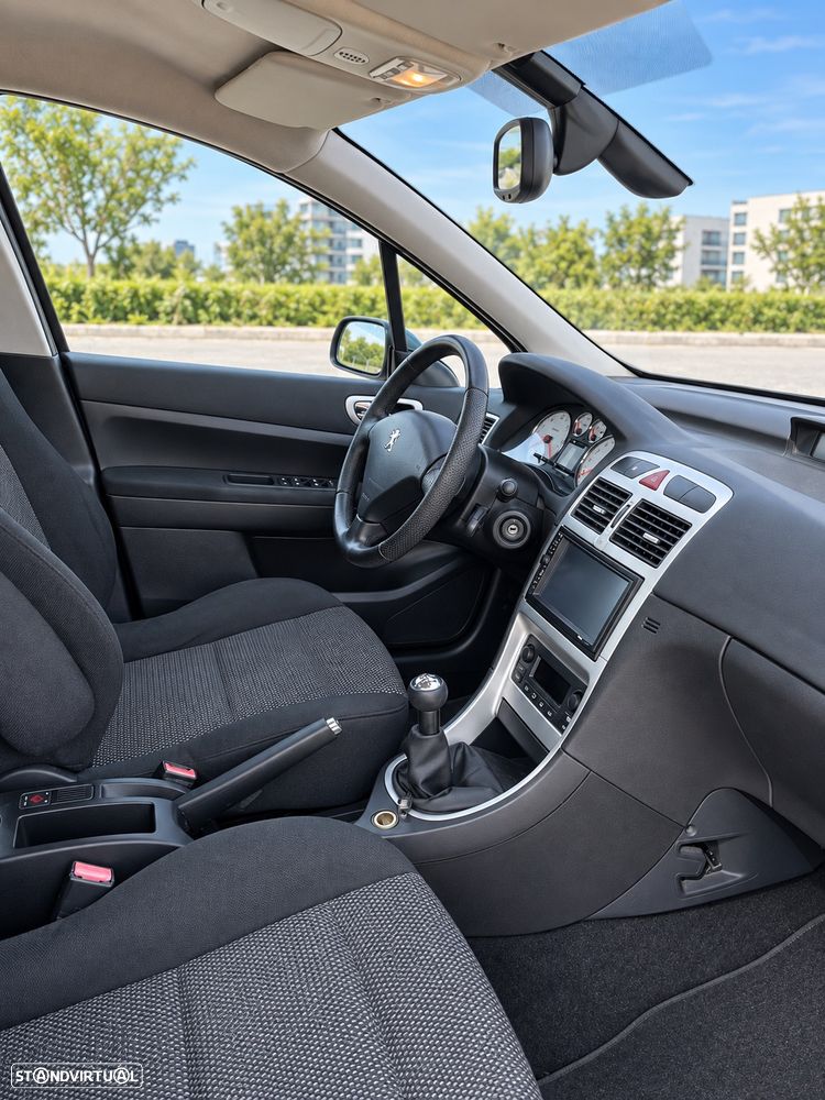 Peugeot 307 1.6 HDi Executive - 6
