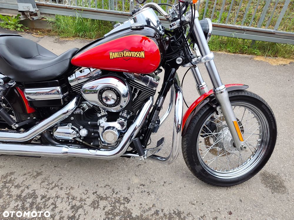 Harley-Davidson Dyna Super Glide - 27