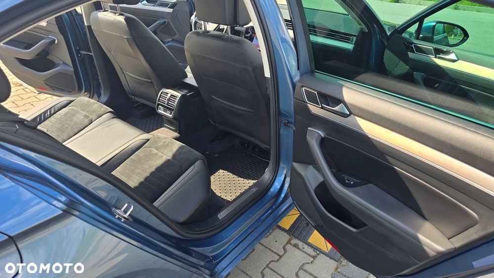 Volkswagen Passat 1.8 TSI BMT Highline DSG - 24