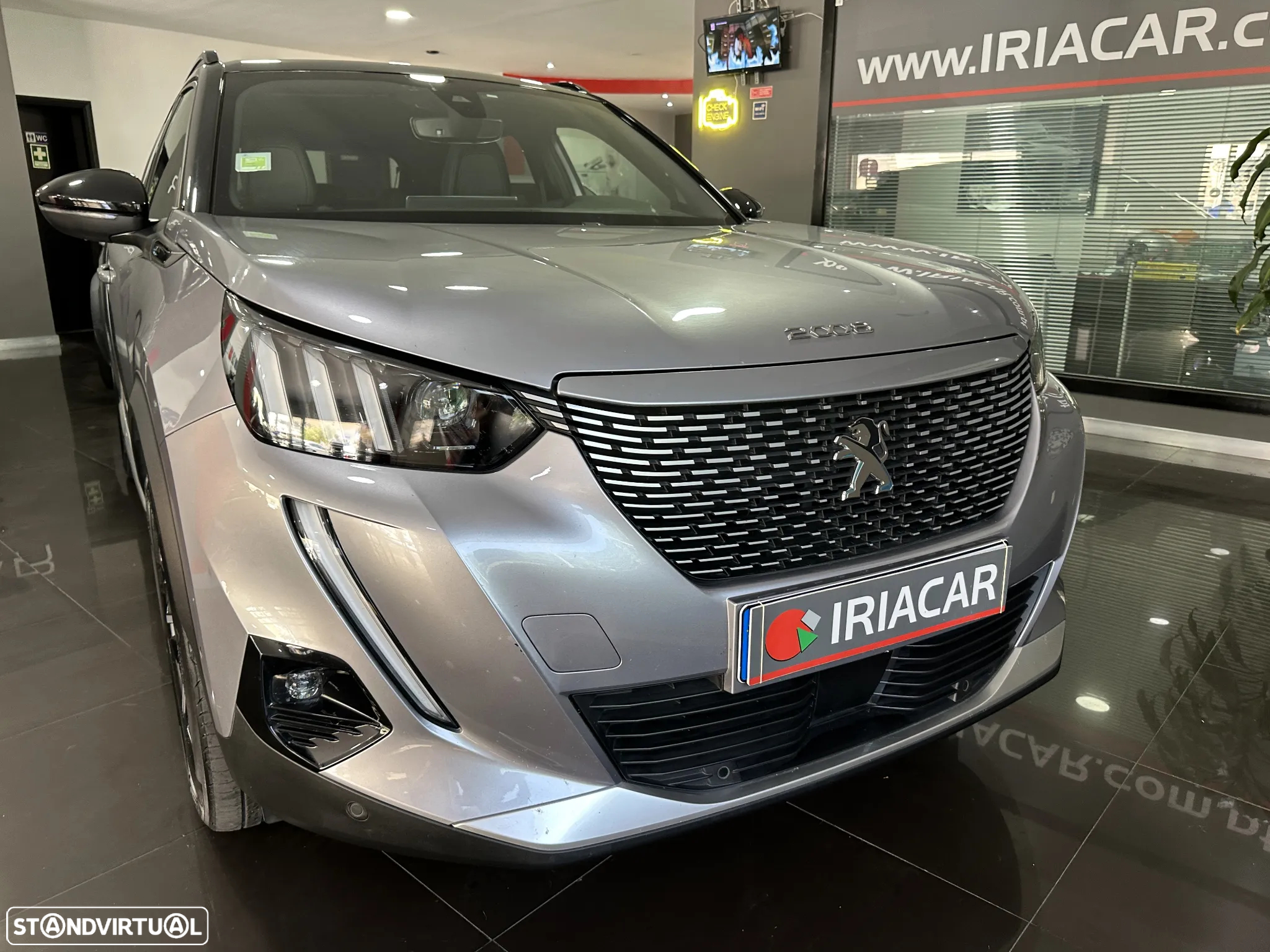 Peugeot e-2008 50 kWh GT Pack - 6