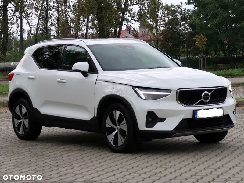 Volvo XC 40 T2 Essential - 9