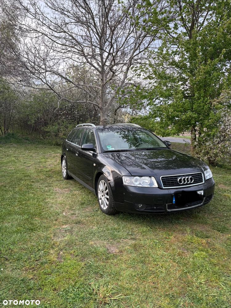 Audi A4 Avant - 1