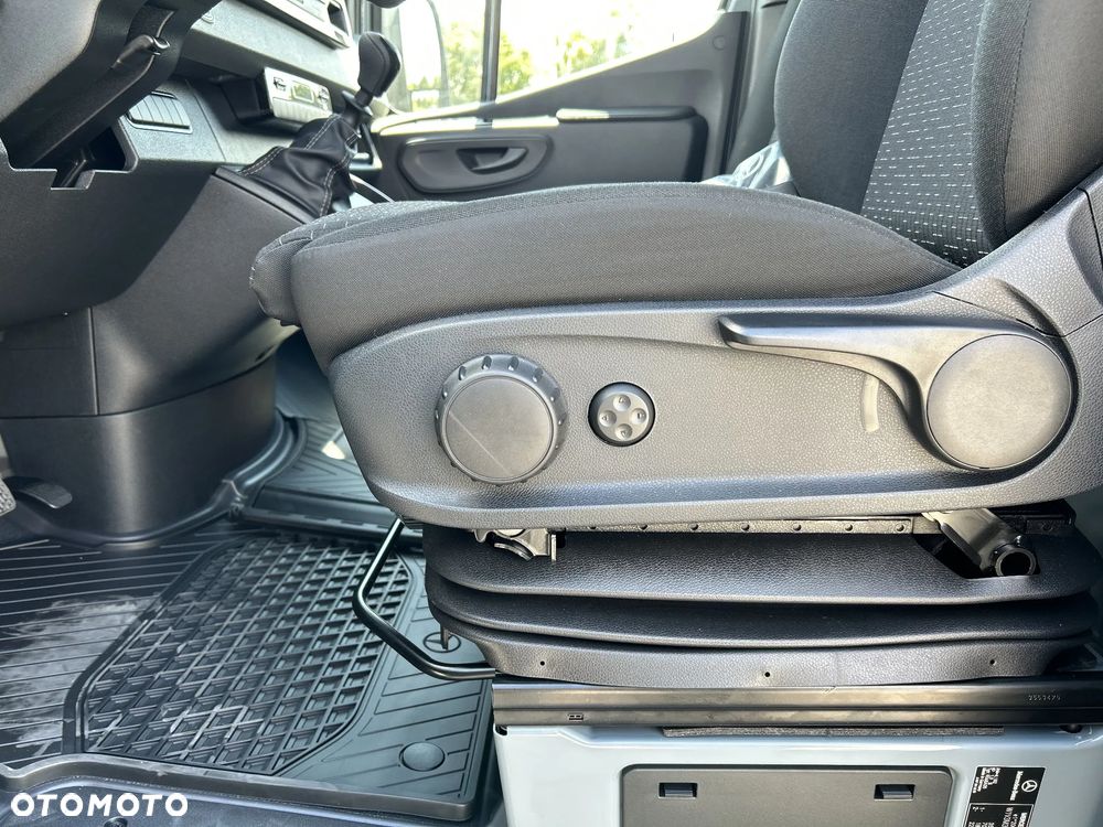 Mercedes-Benz Sprinter 319 CDI Long PRO - 16