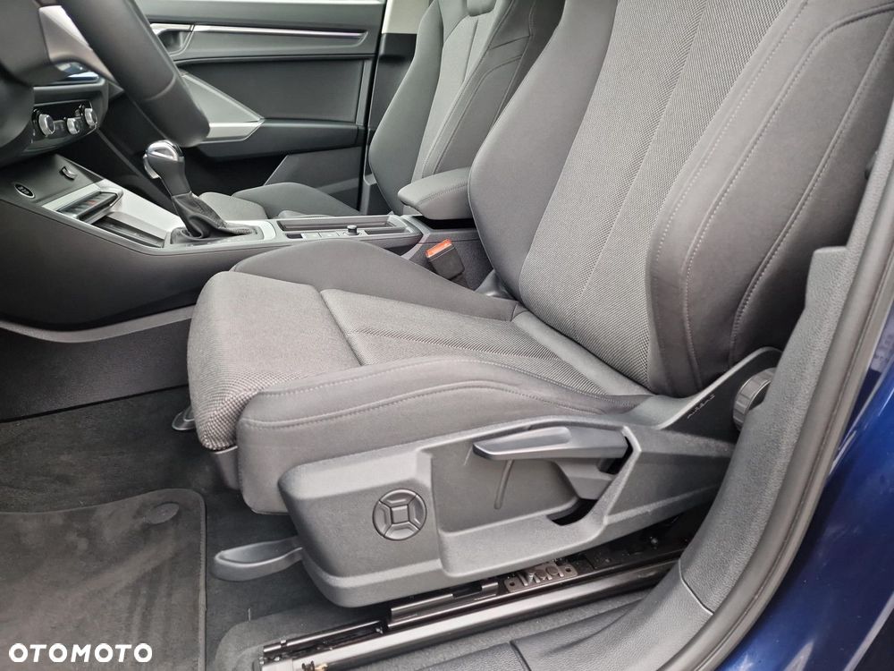 Audi Q3 35 TFSI Advanced S tronic - 12