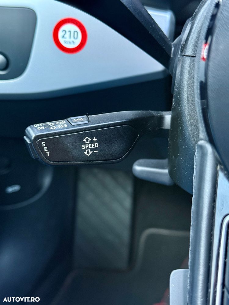 Audi A4 2.0 TDI ultra S tronic - 29