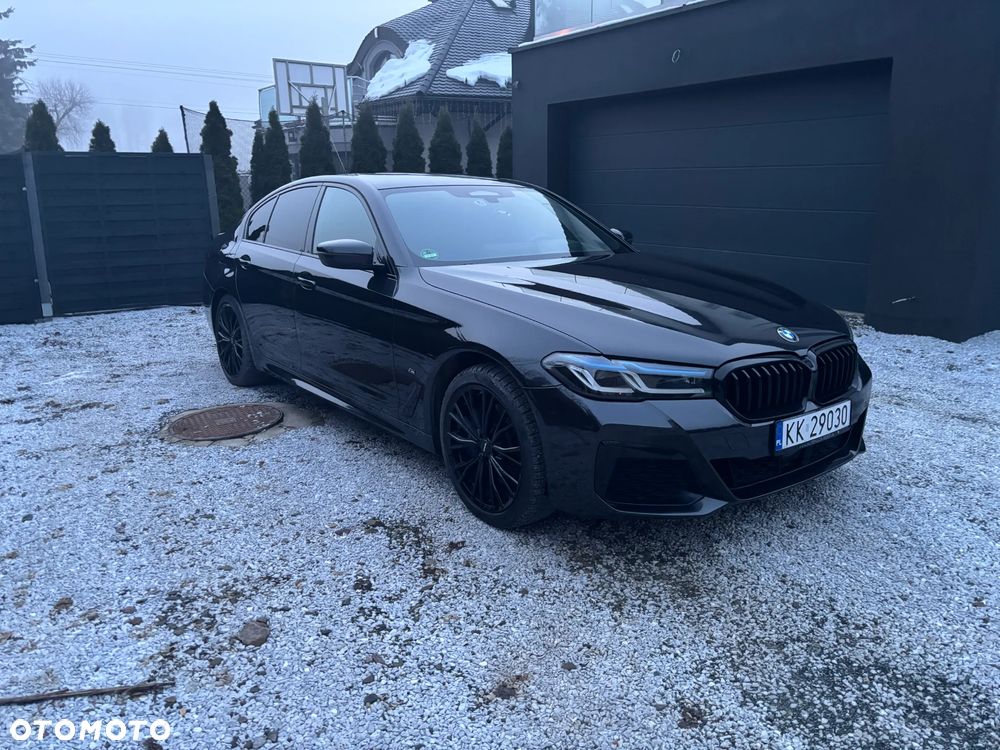 BMW Seria 5 545e xDrive M Sport Edition - 7