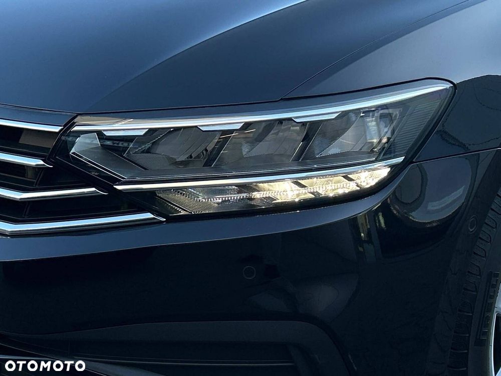 Volkswagen Passat 2.0 TSI Business DSG - 36