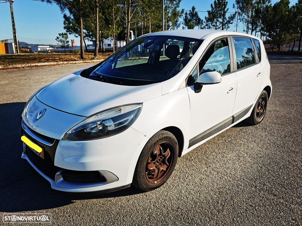 Renault Scénic 1.5 dCi Dynamique S - 1