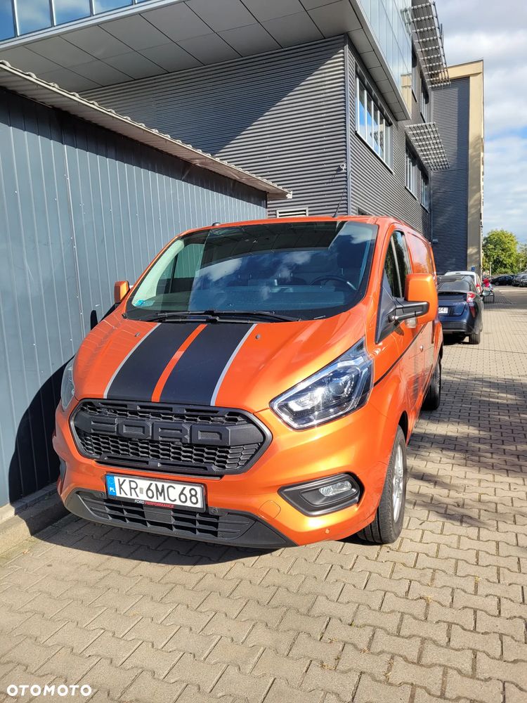 Ford TRANSIT CUSTOM - 1