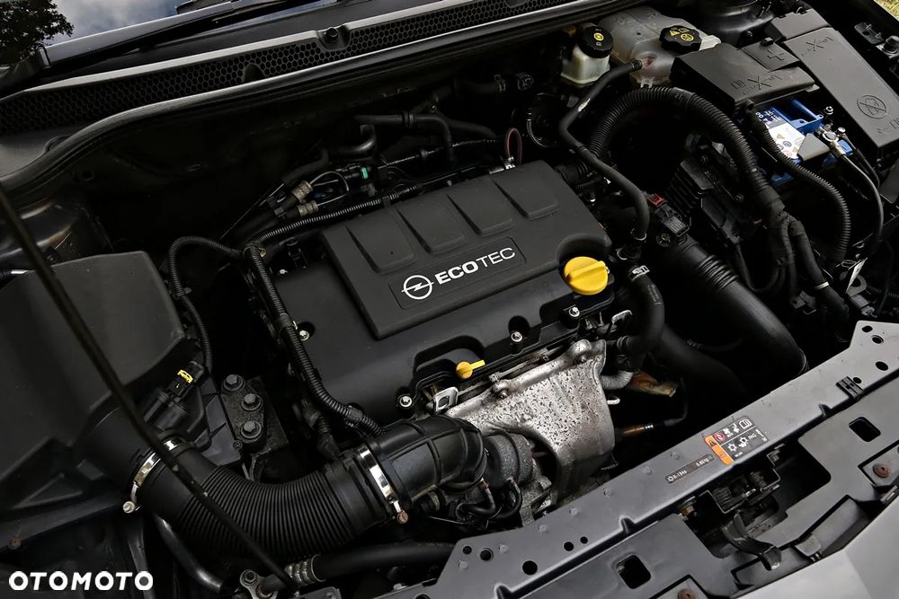 Opel Astra 1.4 Turbo Active - 40