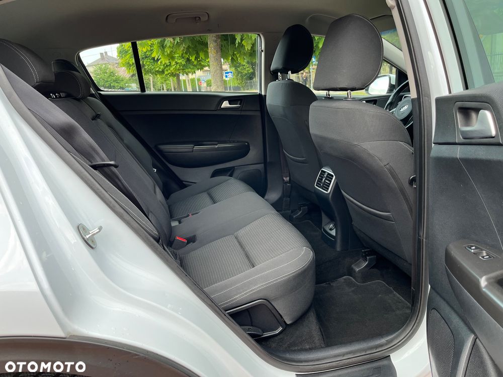 Kia Sportage 1.6 GDI 2WD DREAM-TEAM EDITION - 13