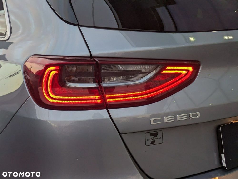 Kia Ceed 1.5 T-GDI M DCT - 32