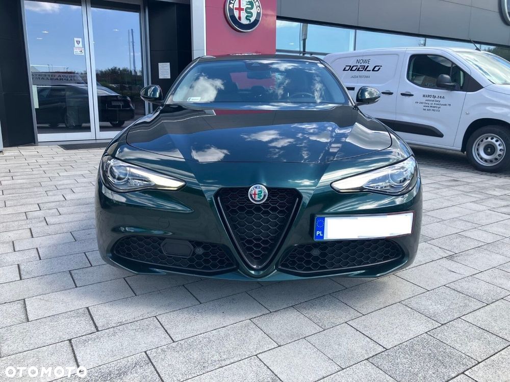 Alfa Romeo Giulia - 2