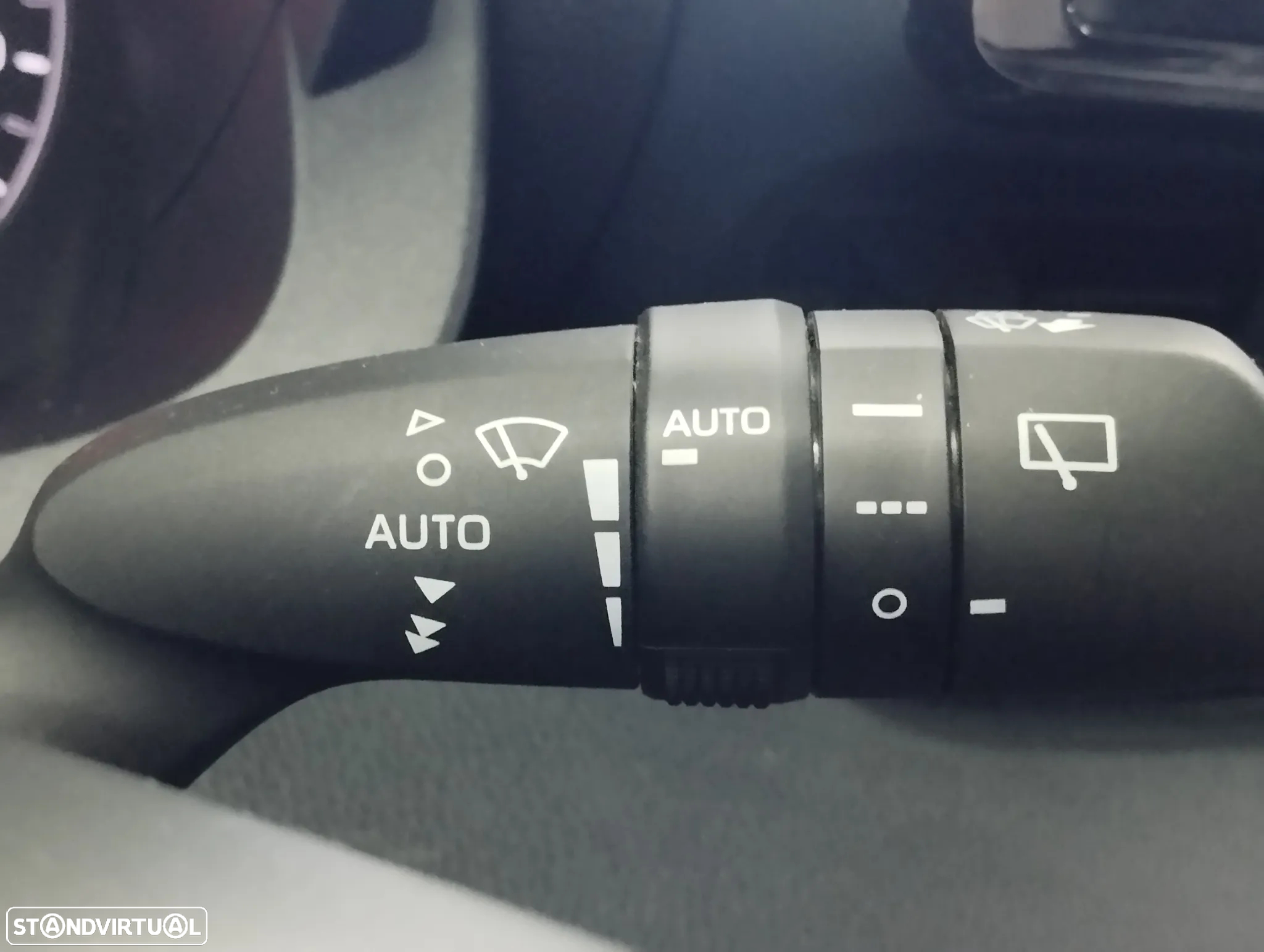 Toyota Yaris 1.5 HDF GR Sport - 21