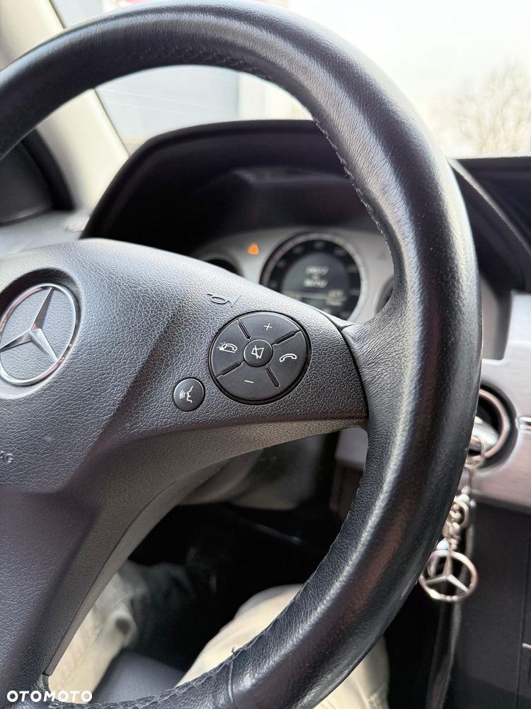 Mercedes-Benz GLK 350 4Matic 7G-TRONIC - 19