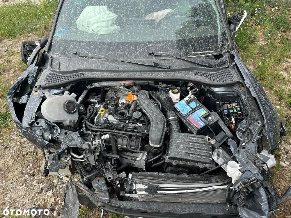 Cupra Leon 1.5 eTSI mHEV DSG - 4