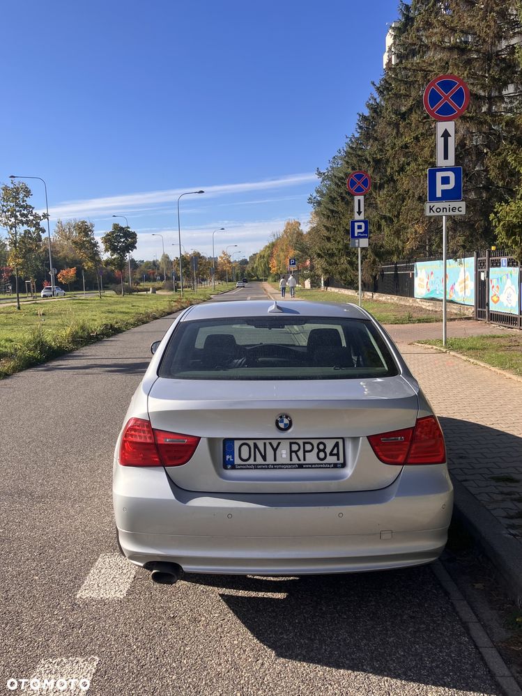 BMW Seria 3 2009 photo 5