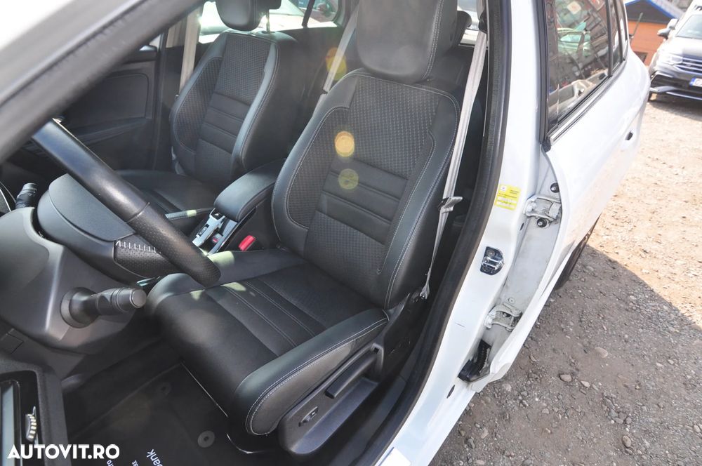 Renault Megane ENERGY dCi 130 BOSE EDITION - 6