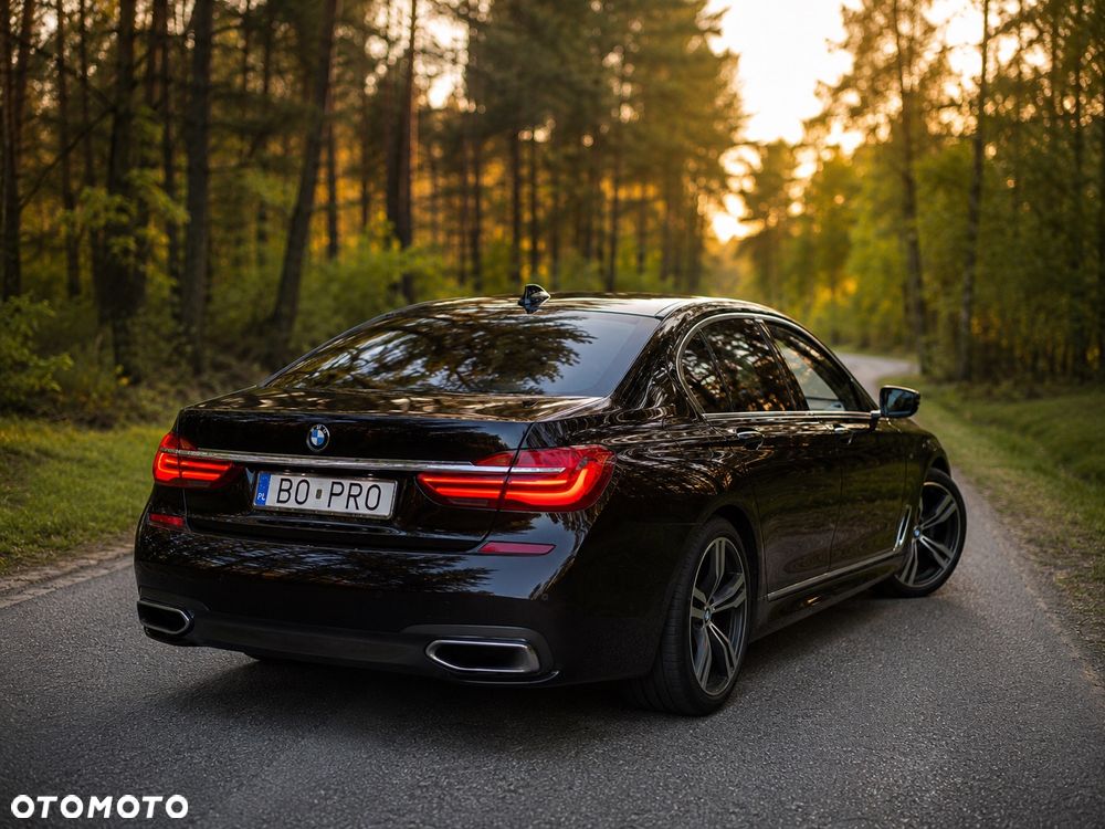 BMW Seria 7 750Li xDrive - 4