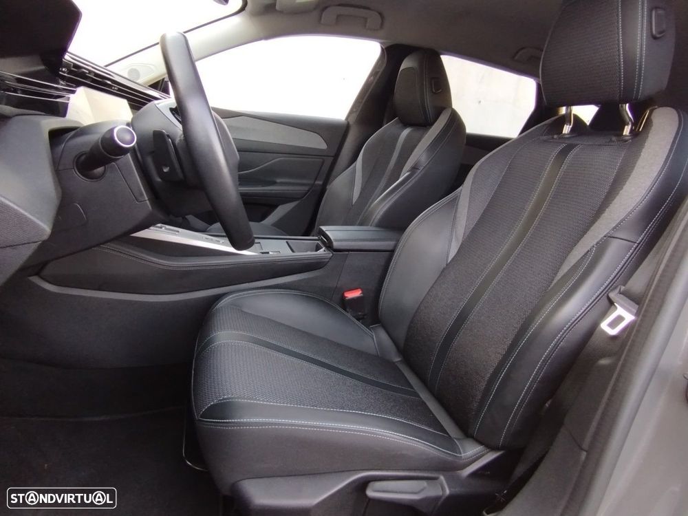 Peugeot 308 SW 1.2 PureTech Allure EAT8 - 33