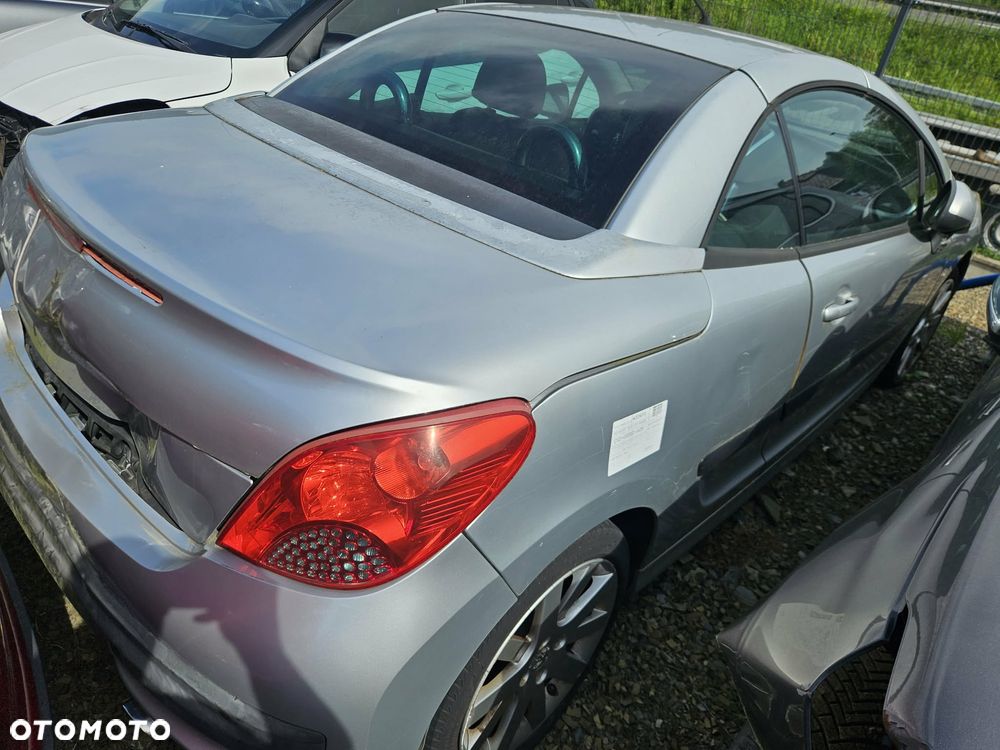 Peugeot 207 CC 150 THP RC-Line - 7