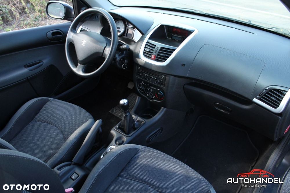 Peugeot 206 plus - 13