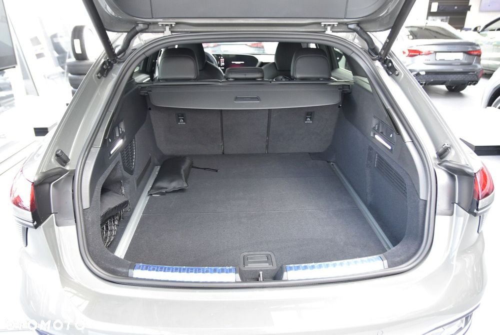 Audi A6 Avant - 16