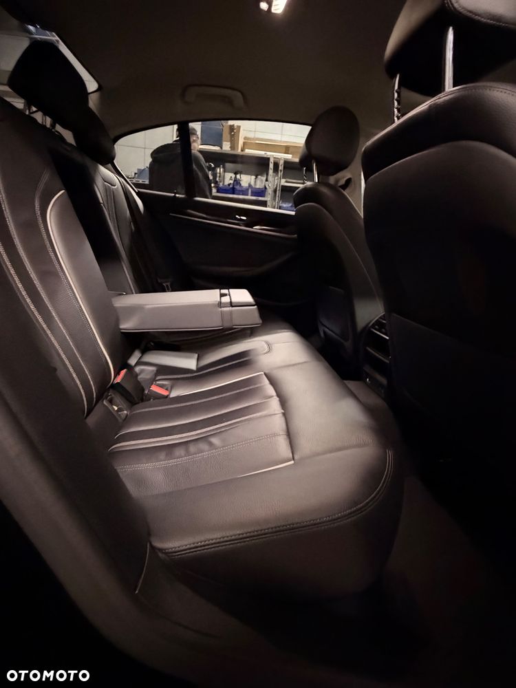BMW Seria 5 520d Luxury Line sport - 20