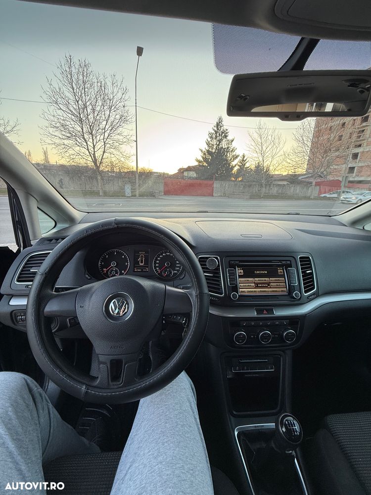 Volkswagen Sharan 2.0 TDI 4MOTION BlueMotion Technology Highline - 6