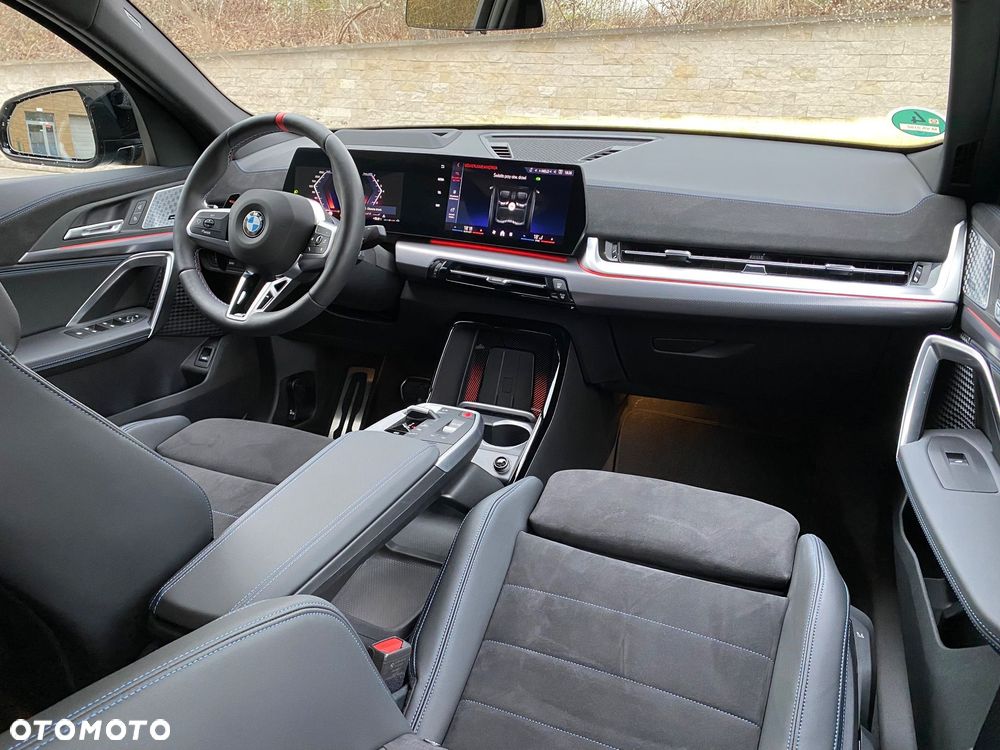 BMW X2 - 24